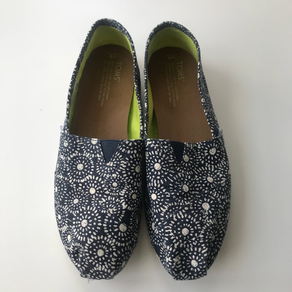 Toms size 9
